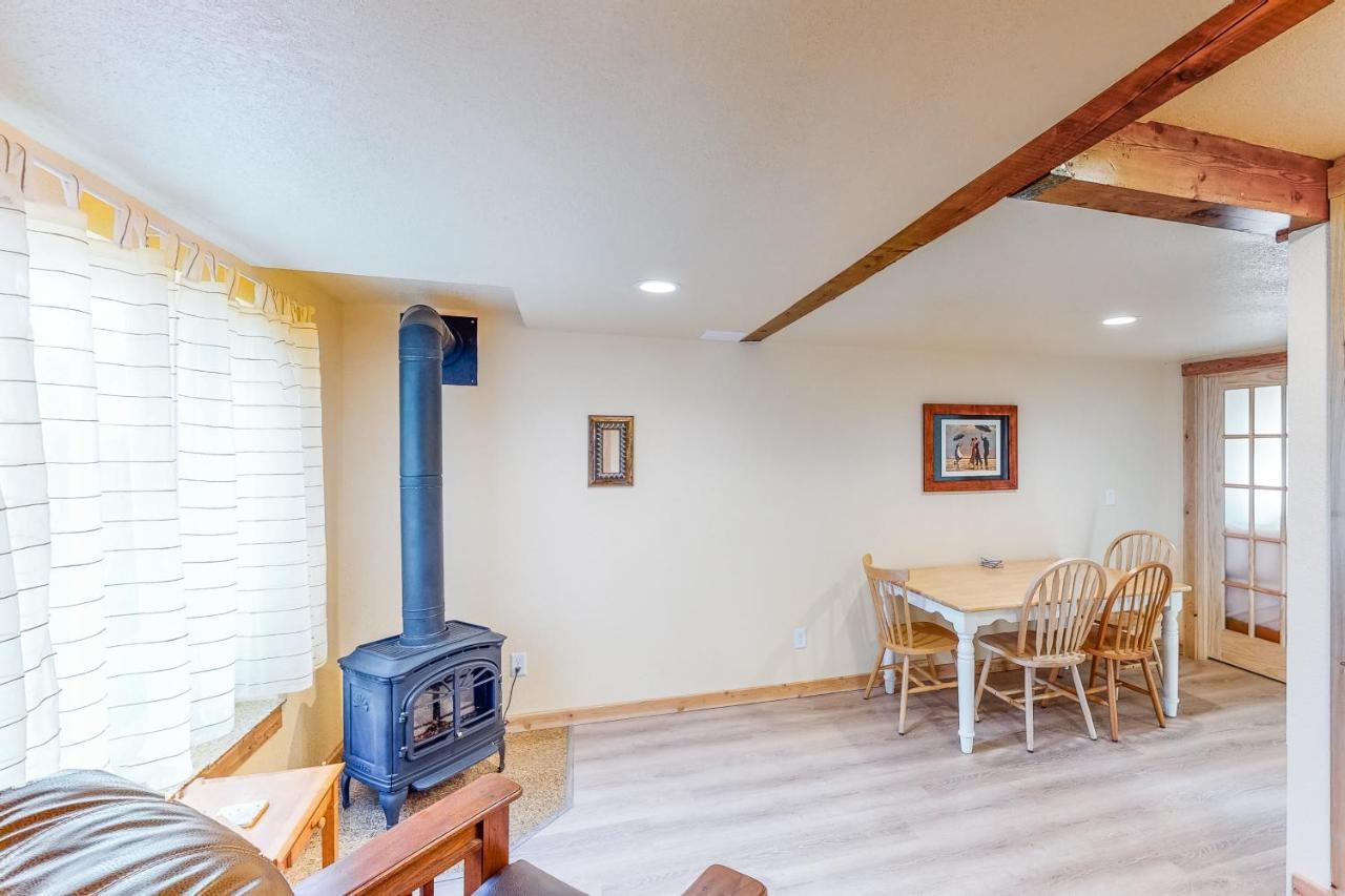 Cottage At Nye Beach ニューポート エクステリア 写真