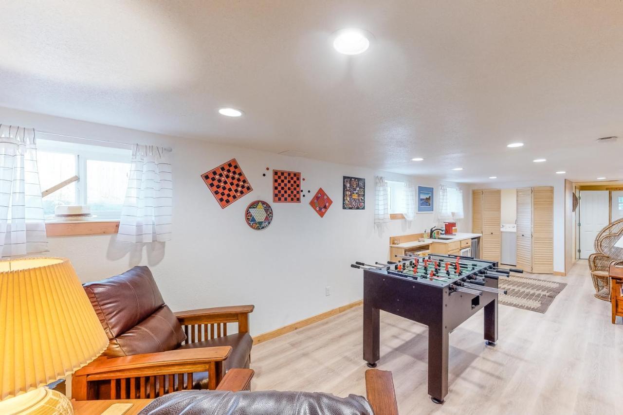 Cottage At Nye Beach ニューポート エクステリア 写真